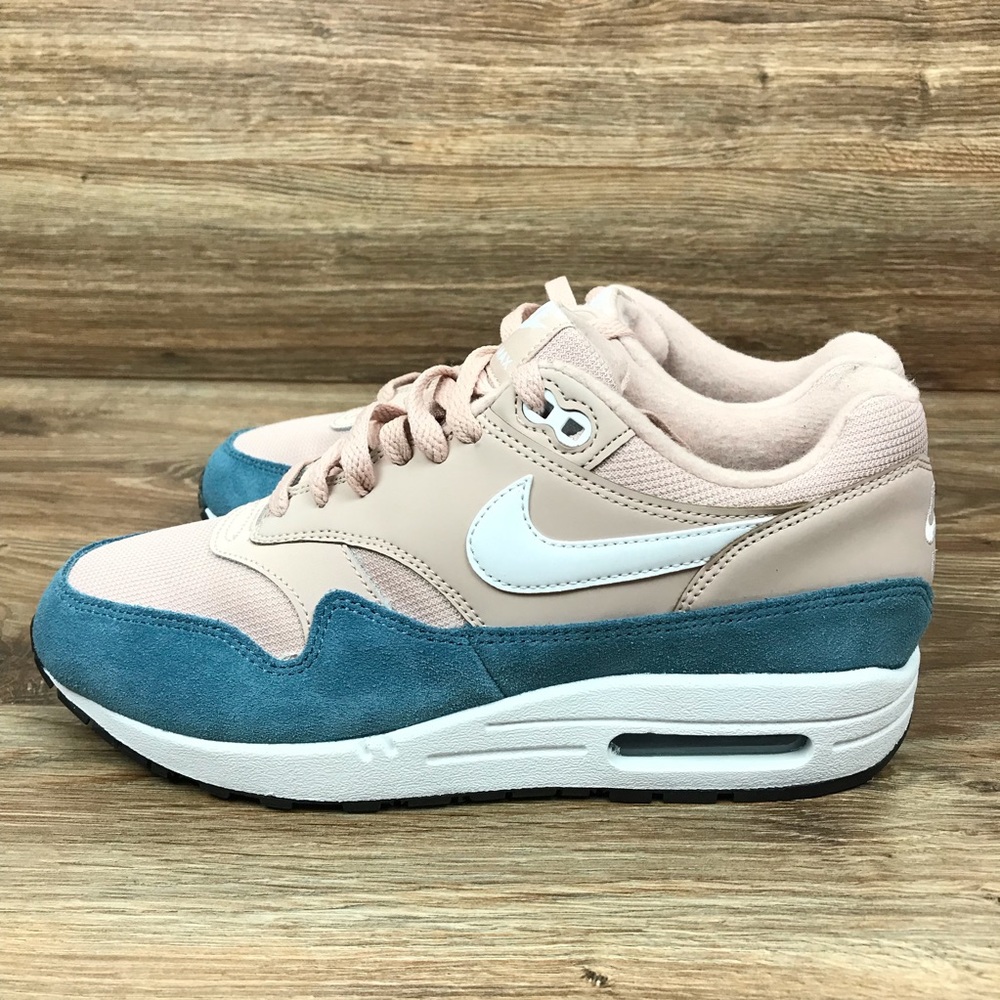 Nike Air Max 1 Women’s Running Teal Sneakers